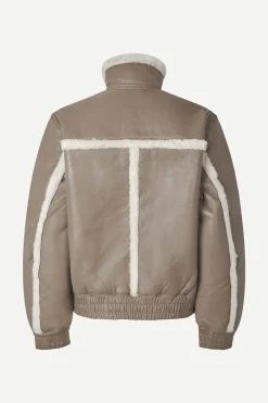 MEADOW BOMBER 15008